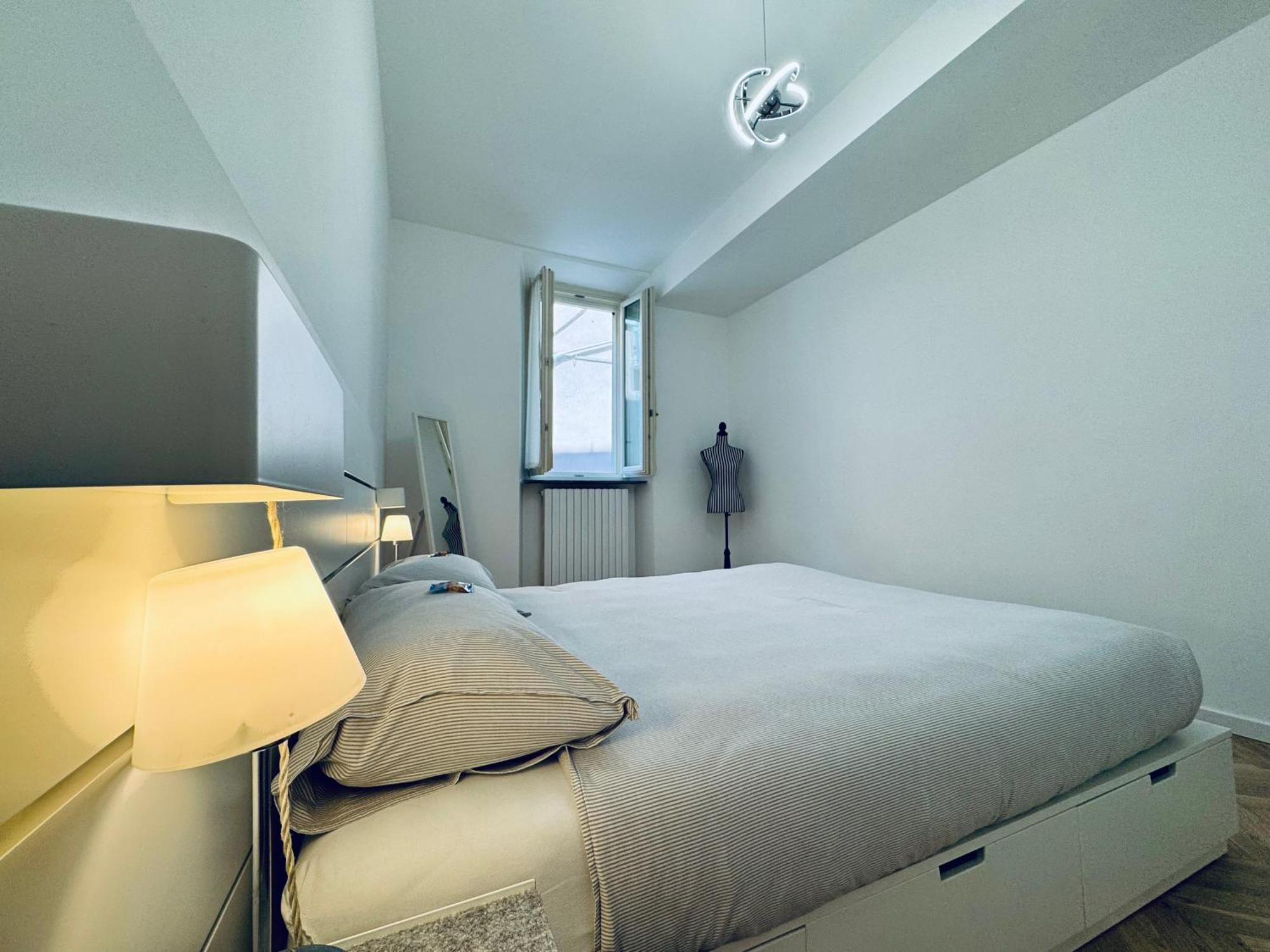 Wanderlust Splendido Appartamento In Centro Pavia Exterior foto